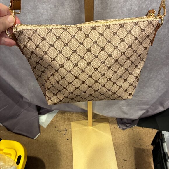 Steve Madden Multipurpose Cognac BBerlin Logo Monogram Tote, Bag in Bag. - Picture 11 of 14